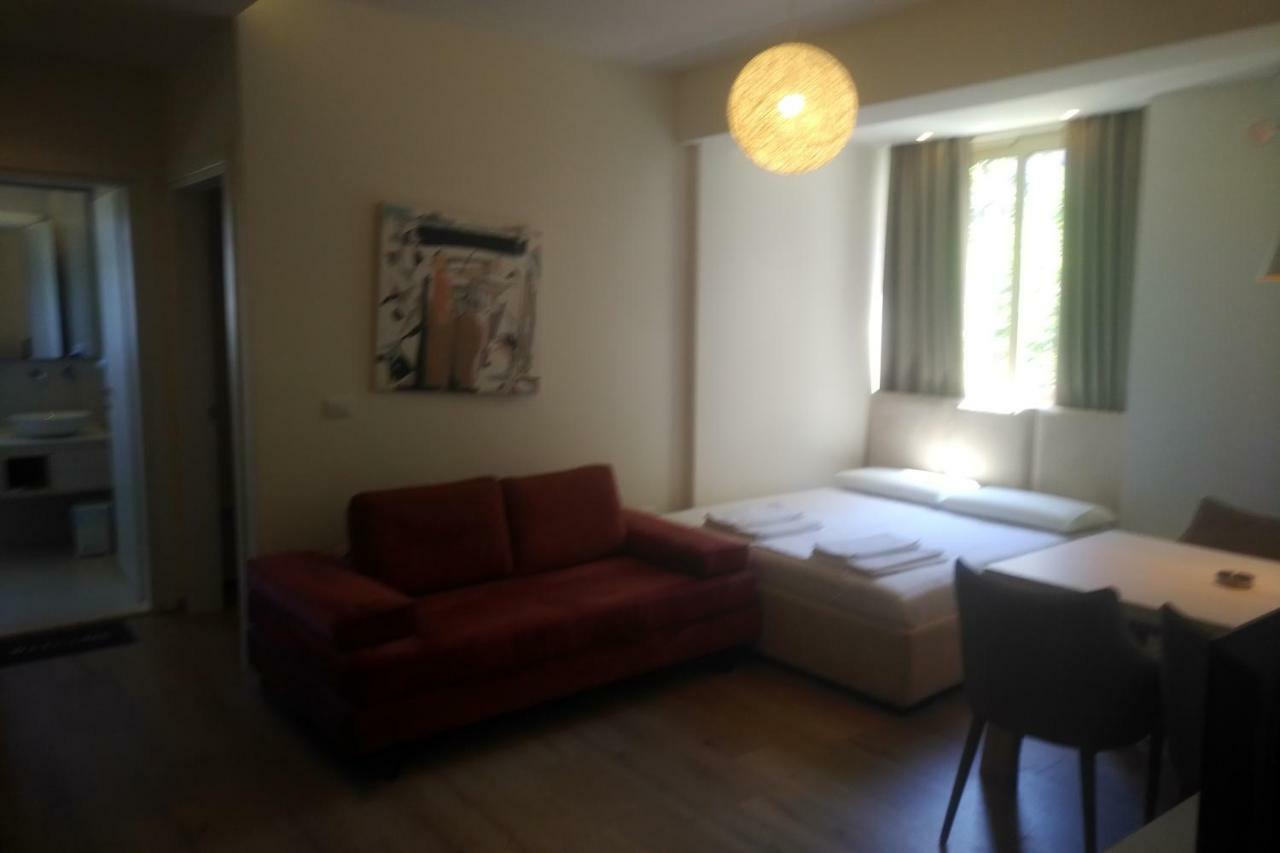 Deluxe Sea Apartment Vlorë エクステリア 写真